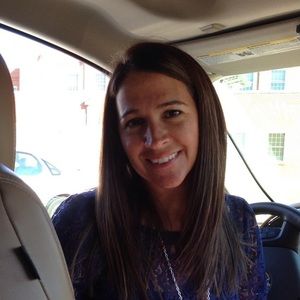 Meet your Posher, Angela